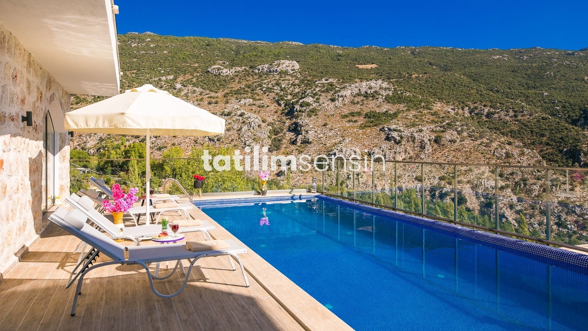 Villa Lalin 10 | İslamlar - 8