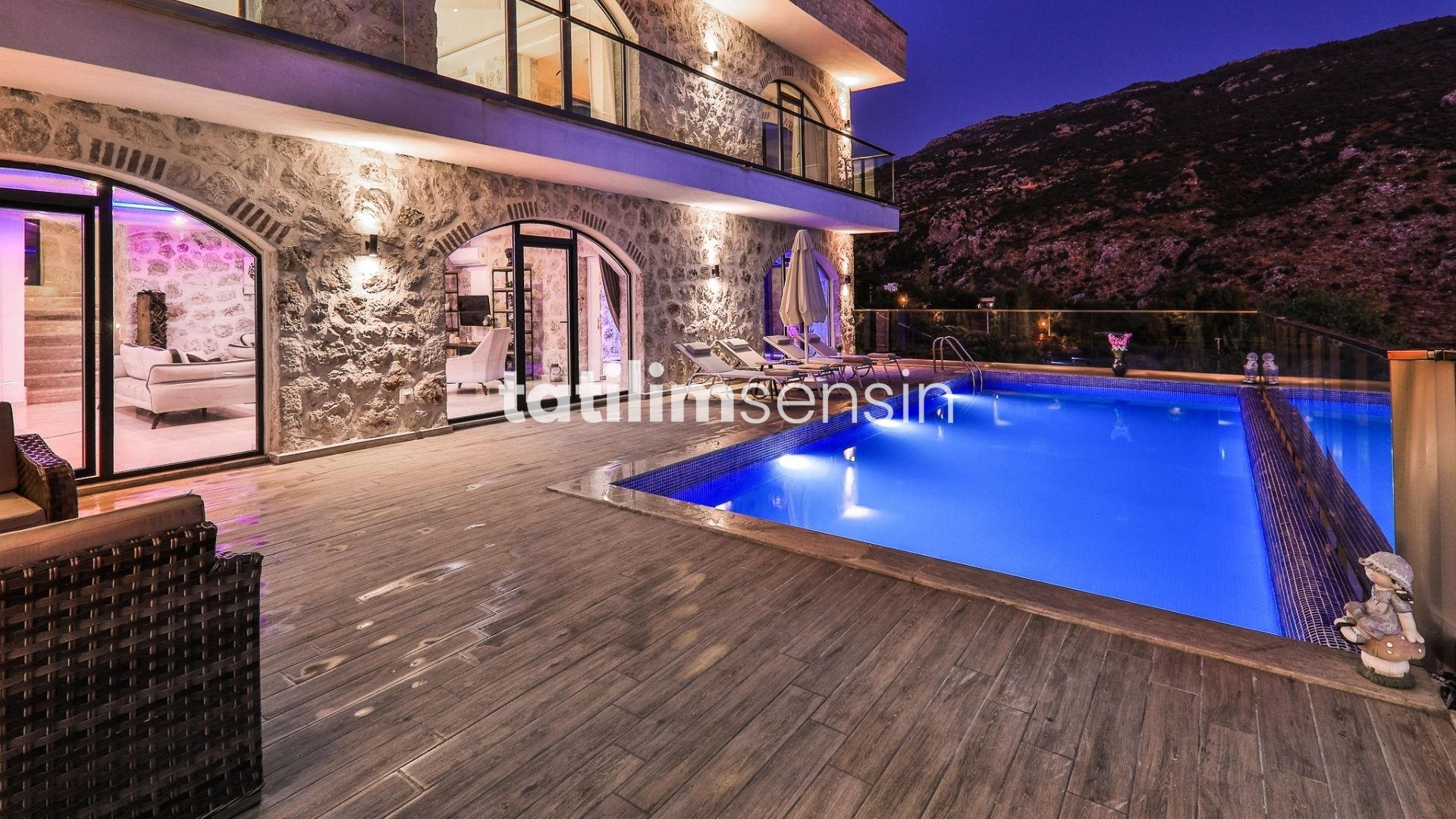 Villa Lalin 10 | İslamlar - 9