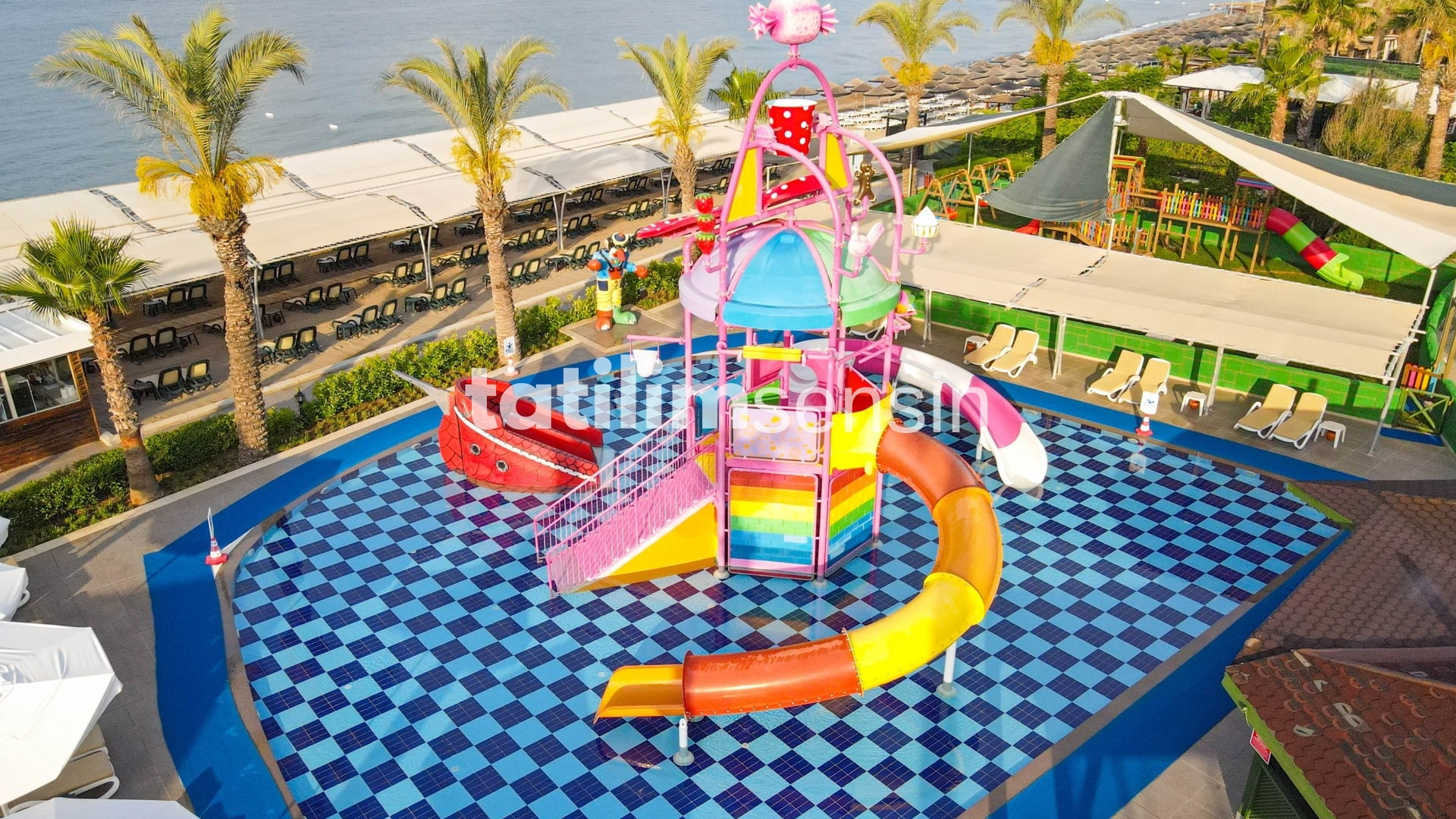 Crystal Family Resort Spa - 7