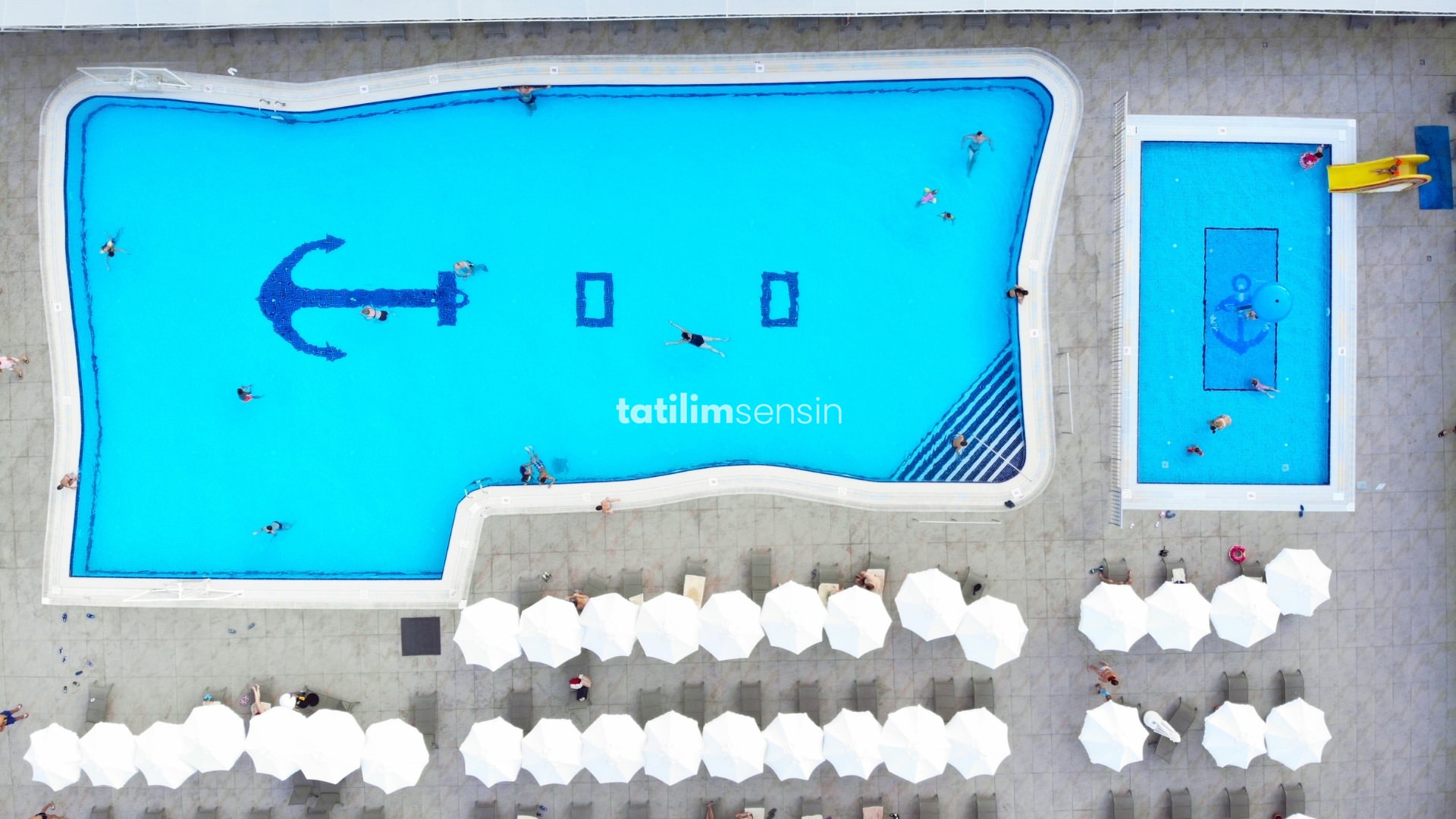 Sailors Beach Club - 3