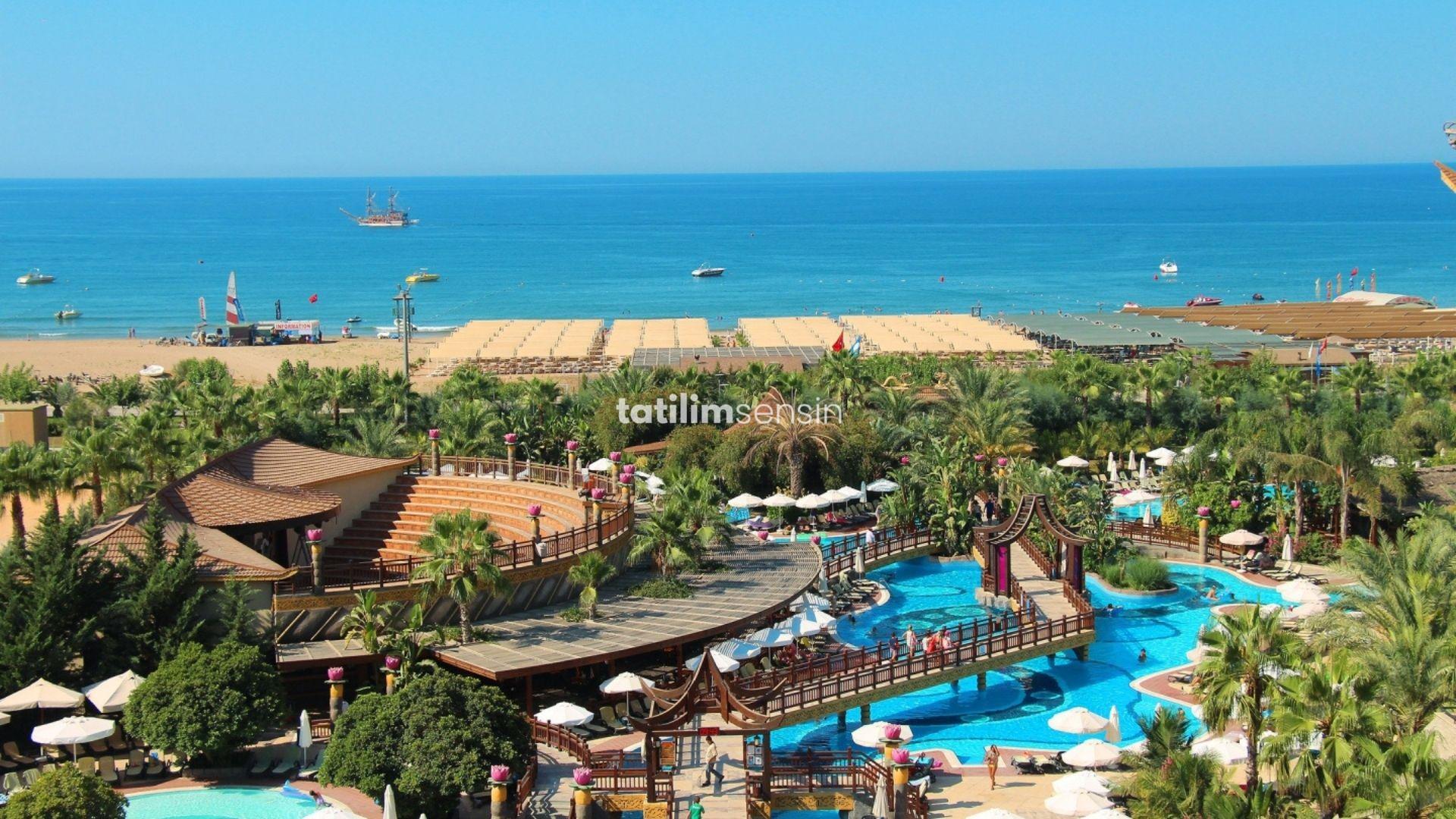 Royal Dragon Hotel - 3