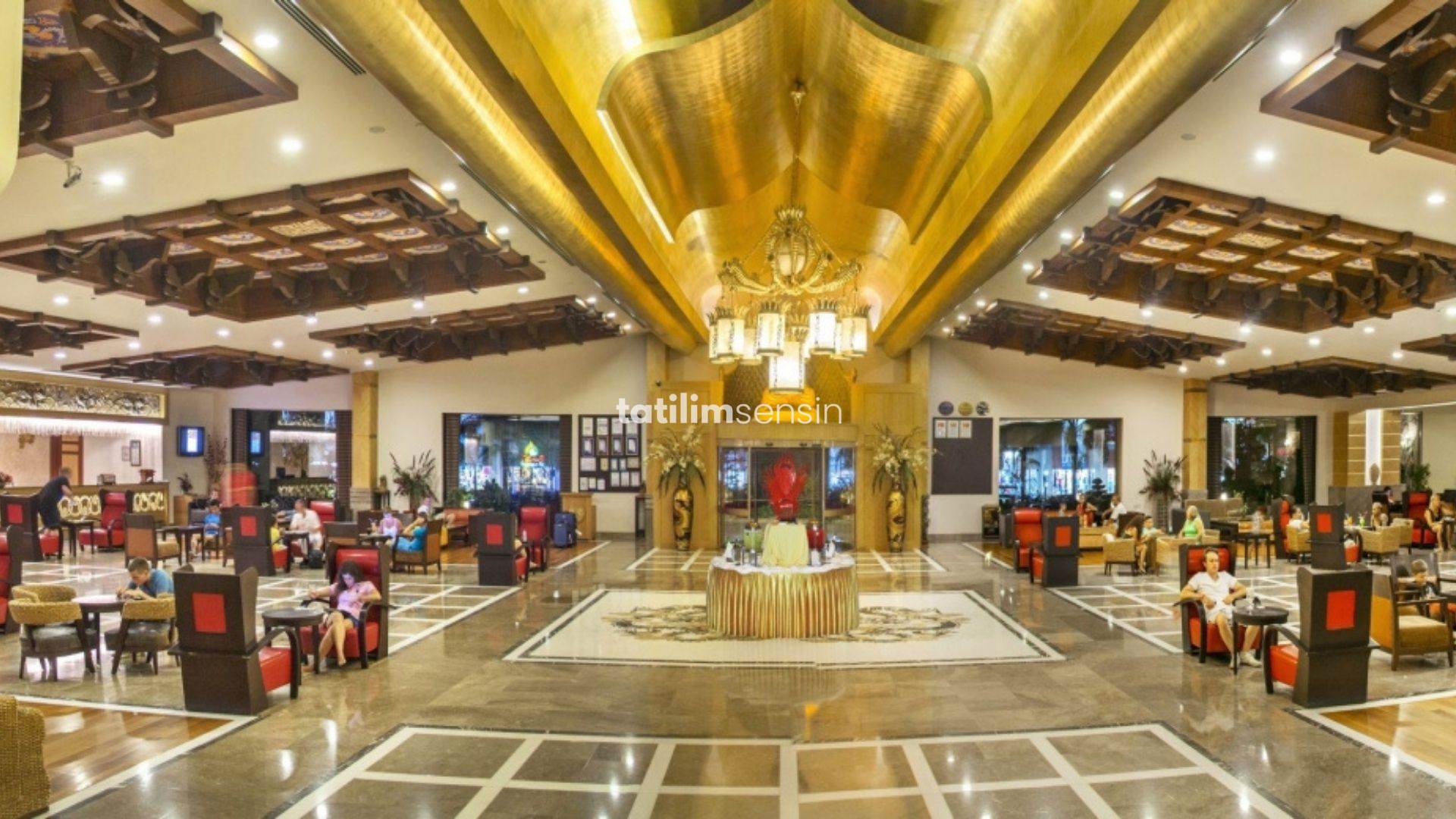 Royal Dragon Hotel - 5