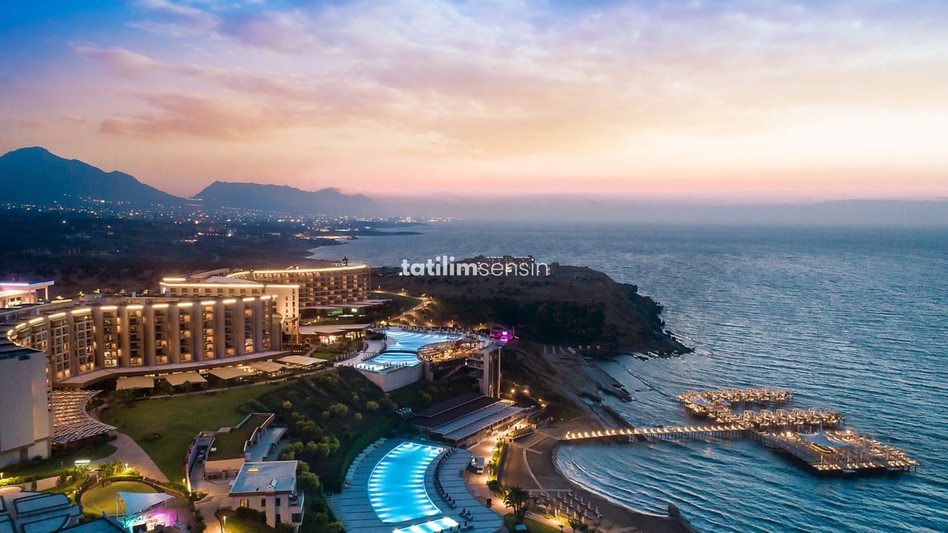 Elexus Hotel Resort Casino - 9