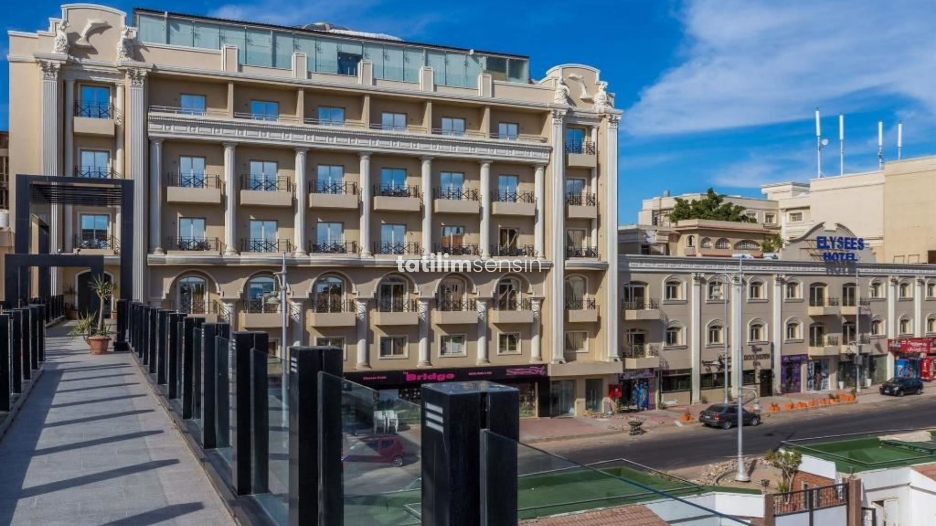 Elysees Dream Beach Hotel - 10