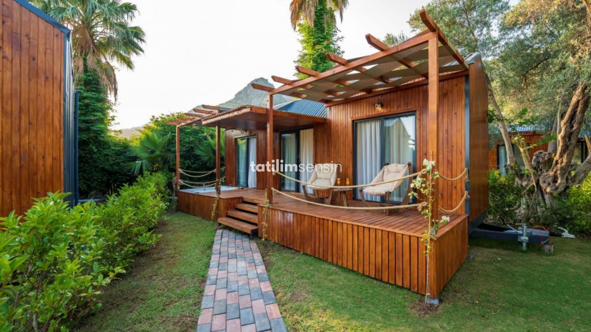 The Sugar Beach Club - 11