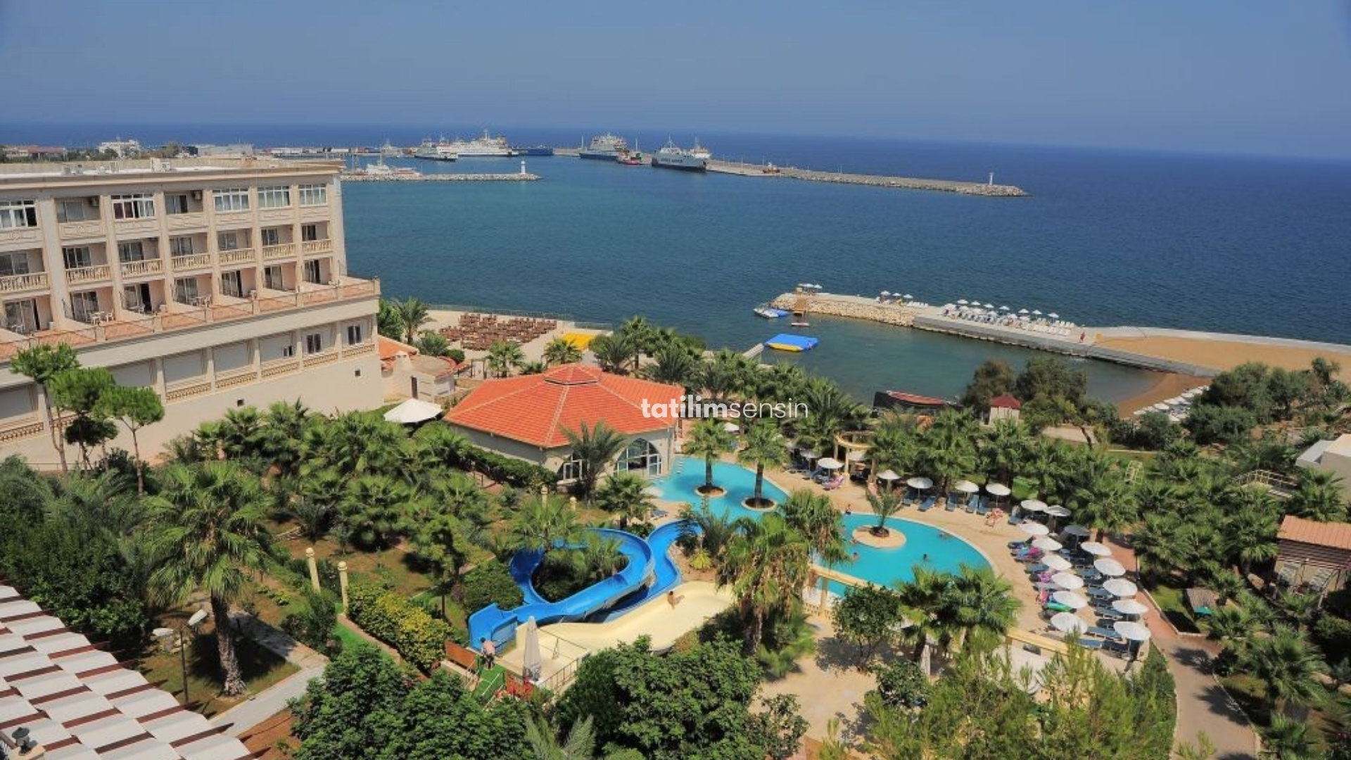 Oscar Resort Hotel - 1