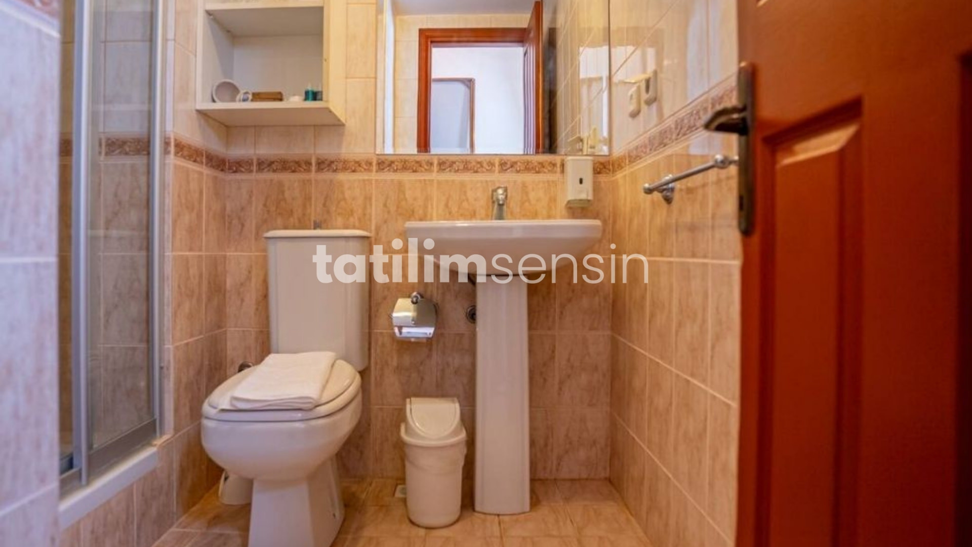 Selimiye Meltems Zümrüt Oda - 8