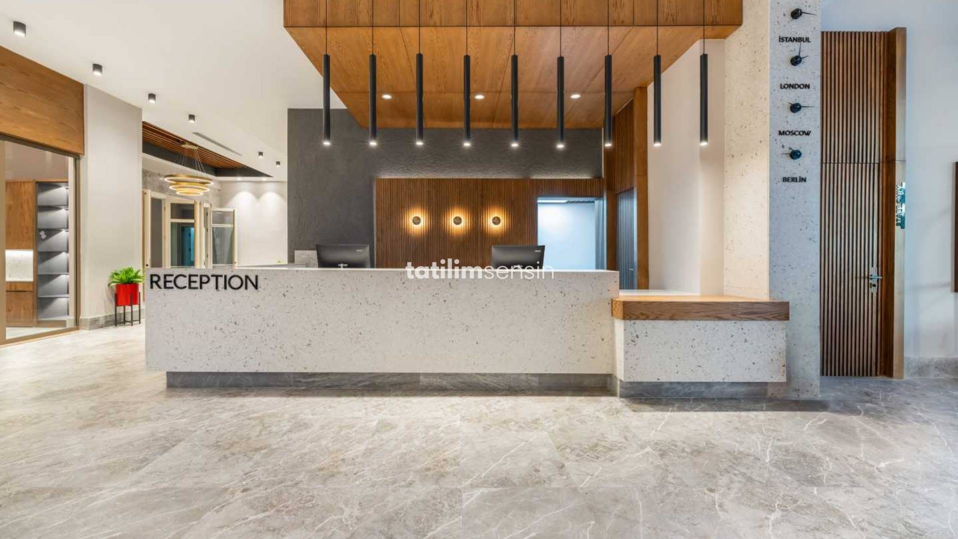 Süral Saray Hotel +16 - 7