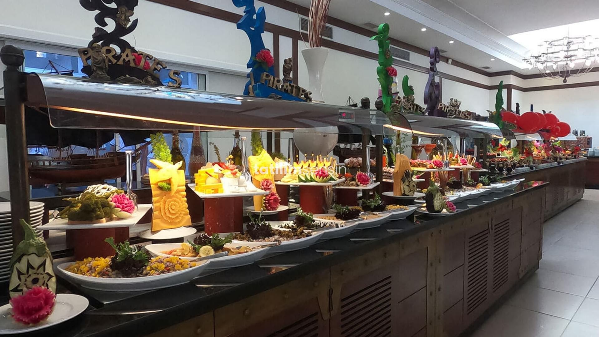 Pirate's Beach Club - 7