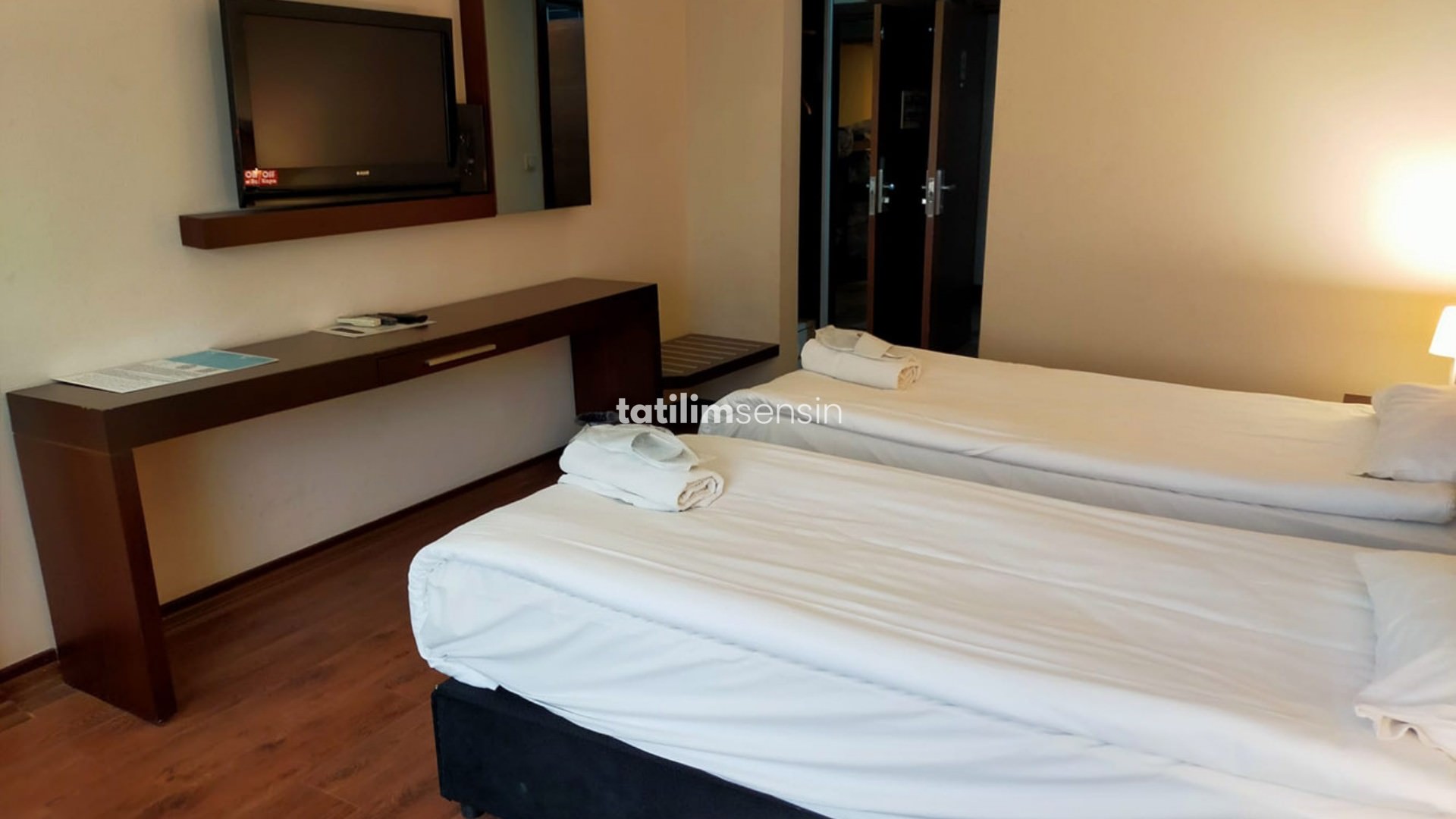 Tiara Hotel Spa - 11