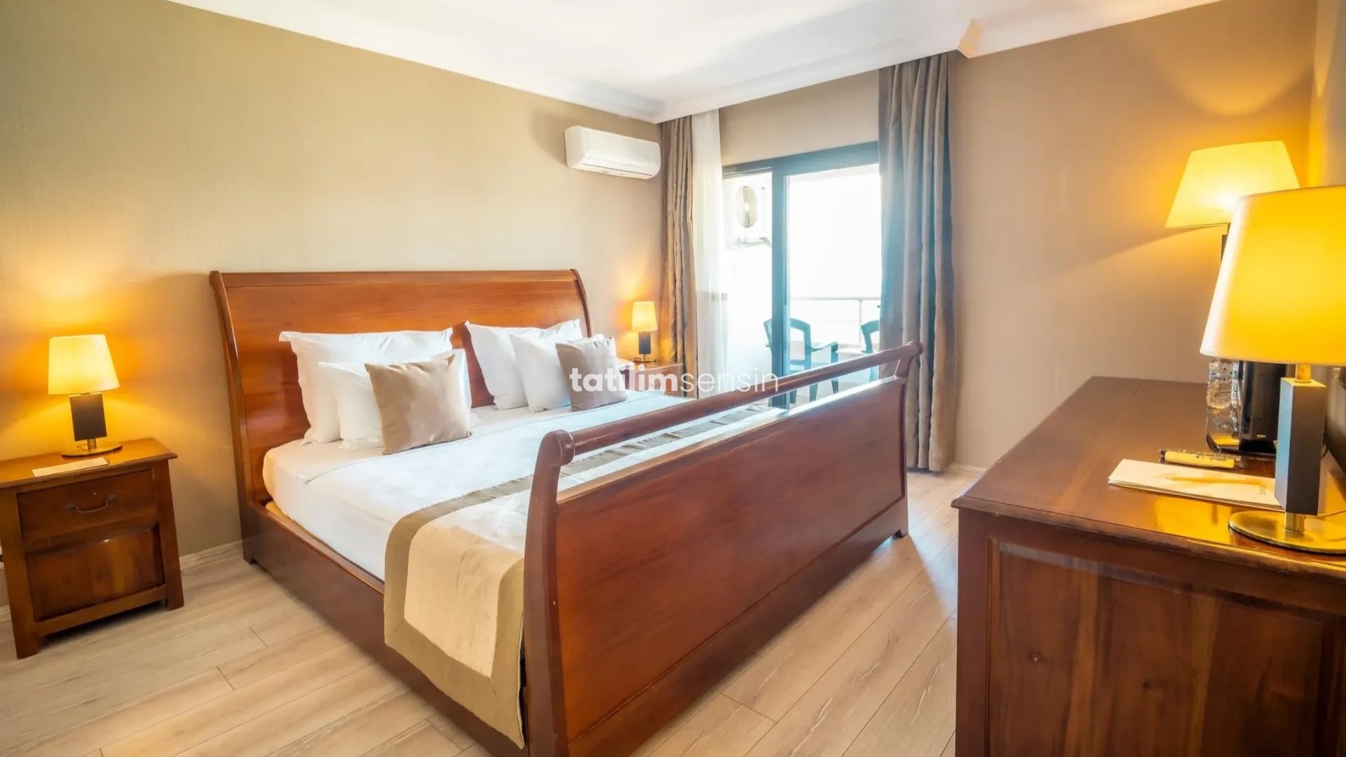 Faros Premium Beach Hotel +16 - 21