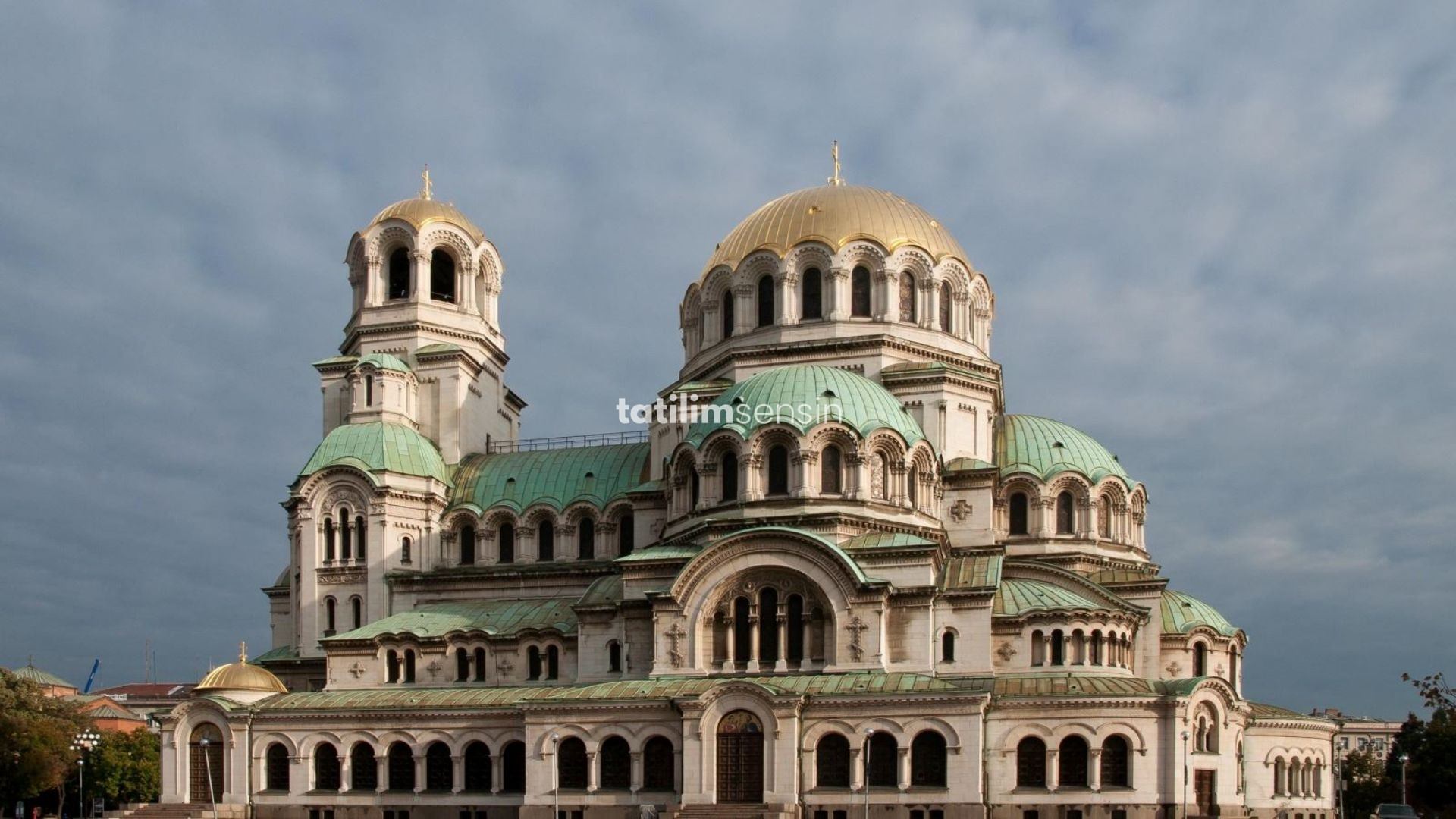 Otobüslü Balkan İncileri Turu - 1