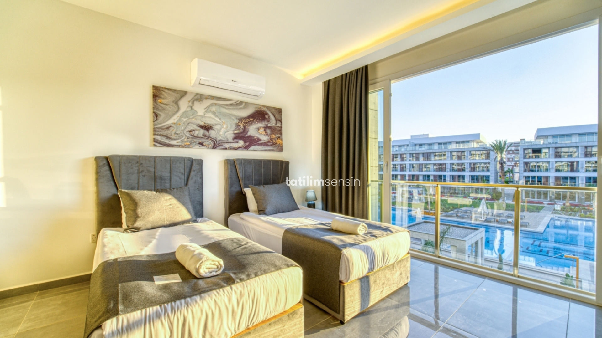 Courtyard Long Beach Holiday Resort - 12