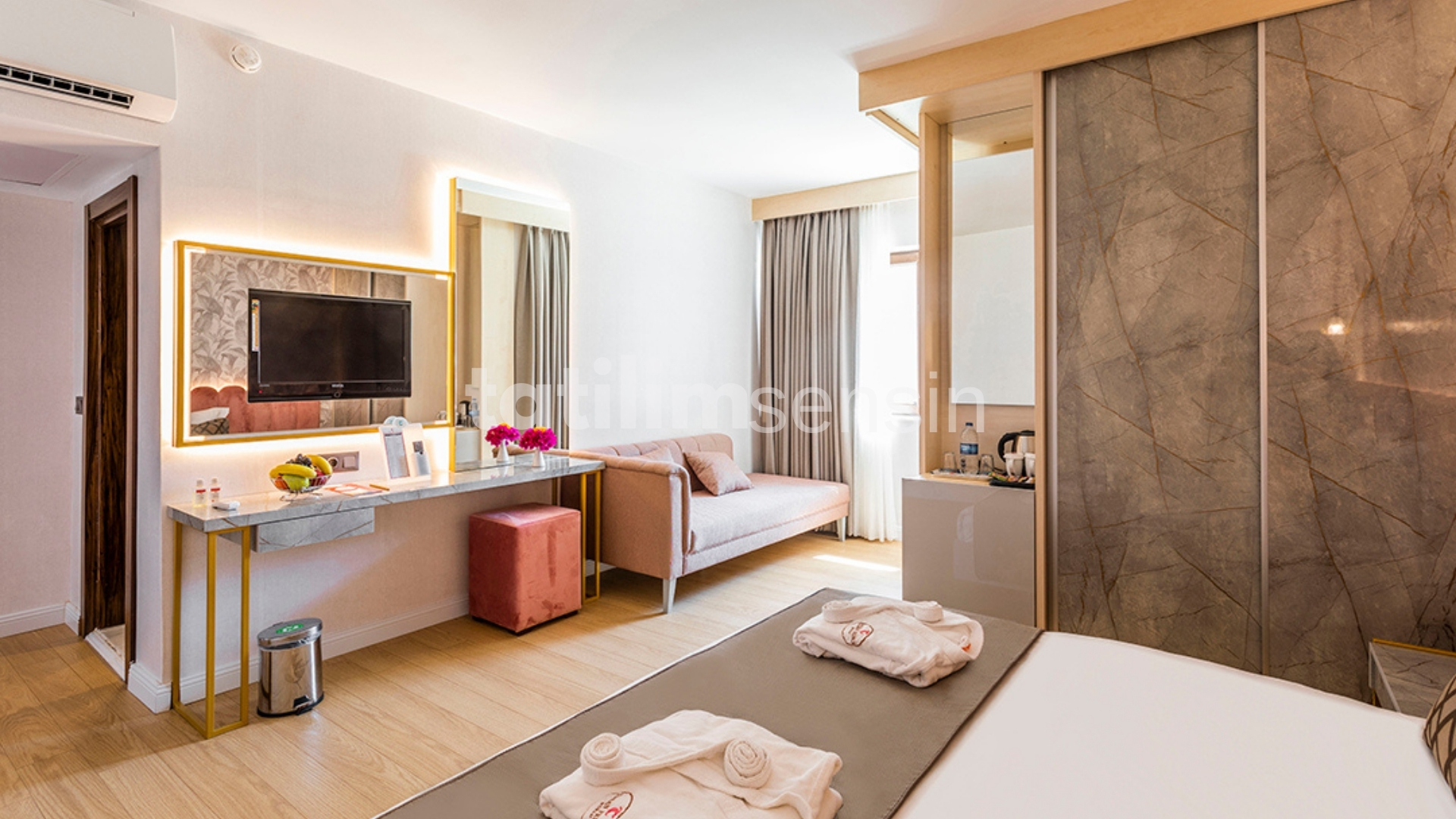 Club Hotel Turan Prince World - 14