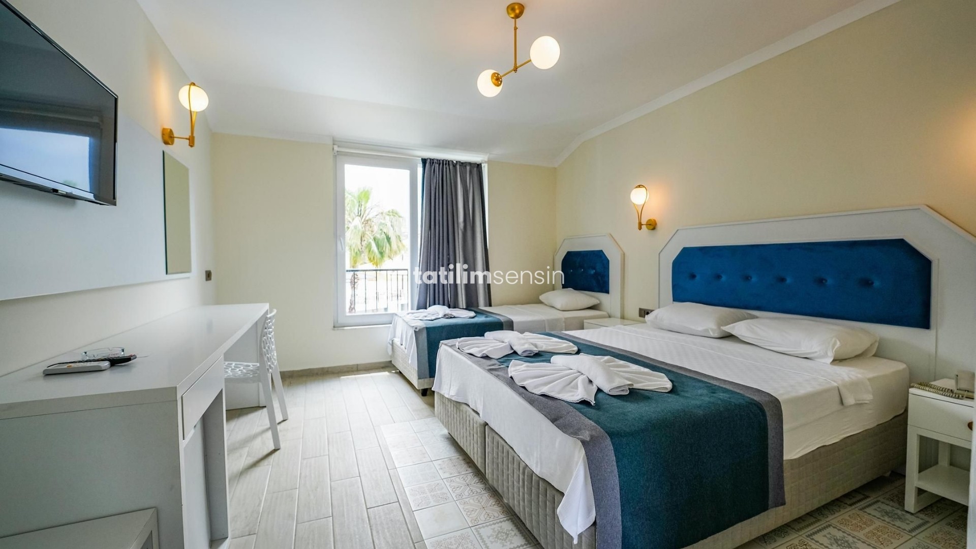 Blue Pearl Hotel Villas - 11