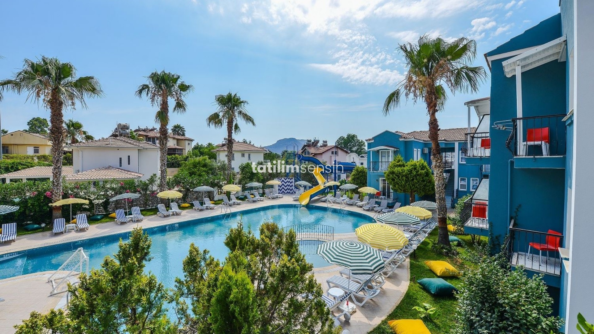 Blue Pearl Hotel Villas - 8