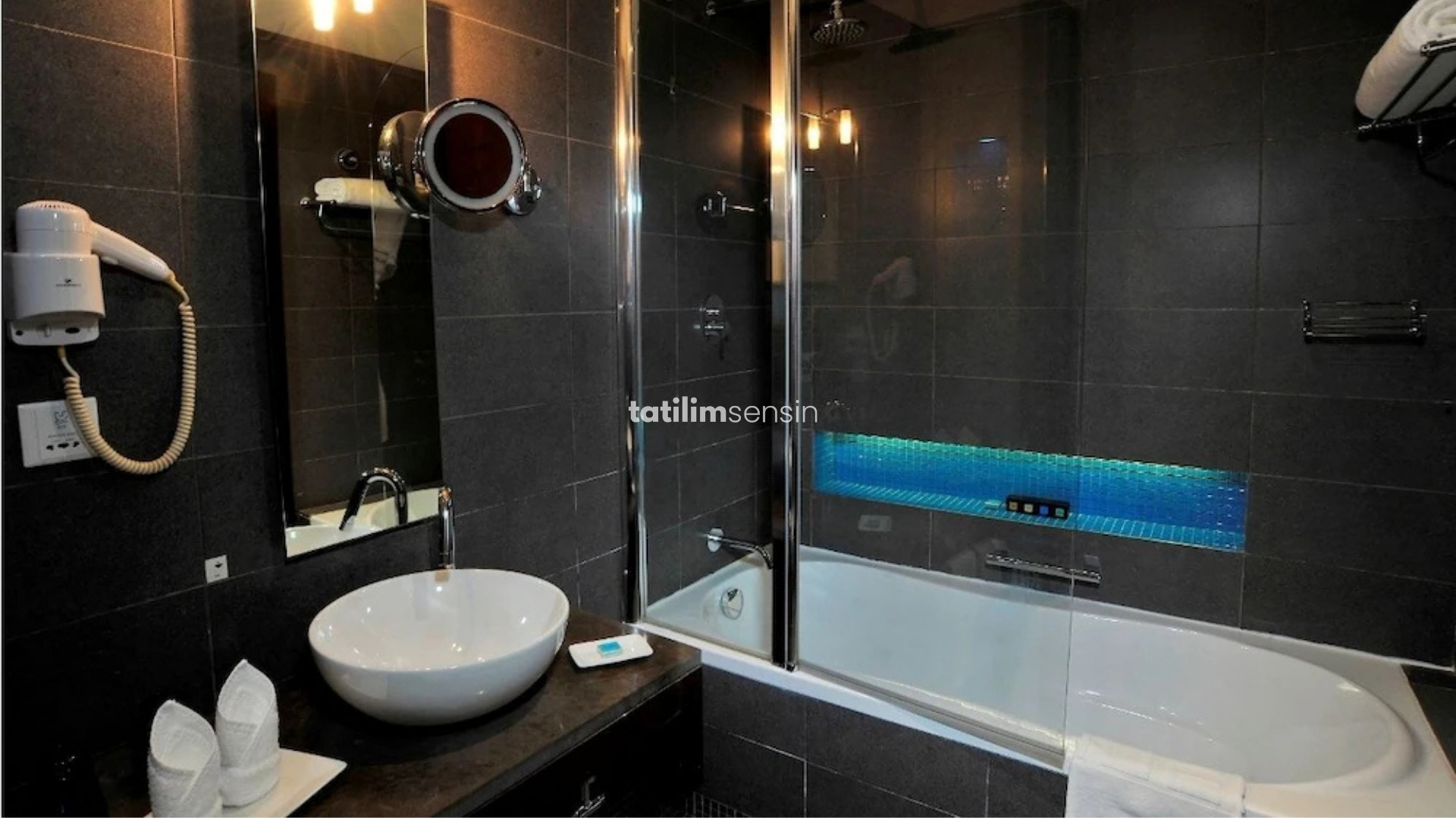 Hues Boutıque Hotel - 16