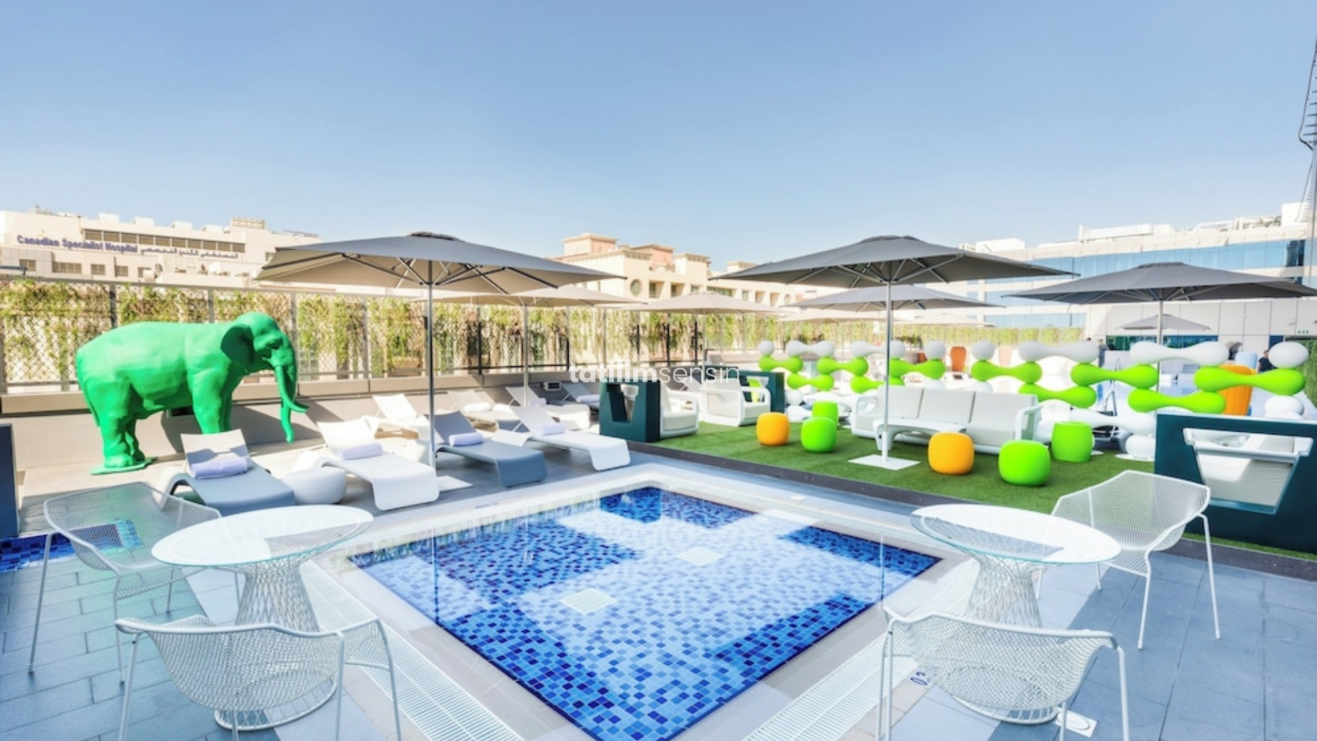 Studio M Arabian Plaza Dubai - 7