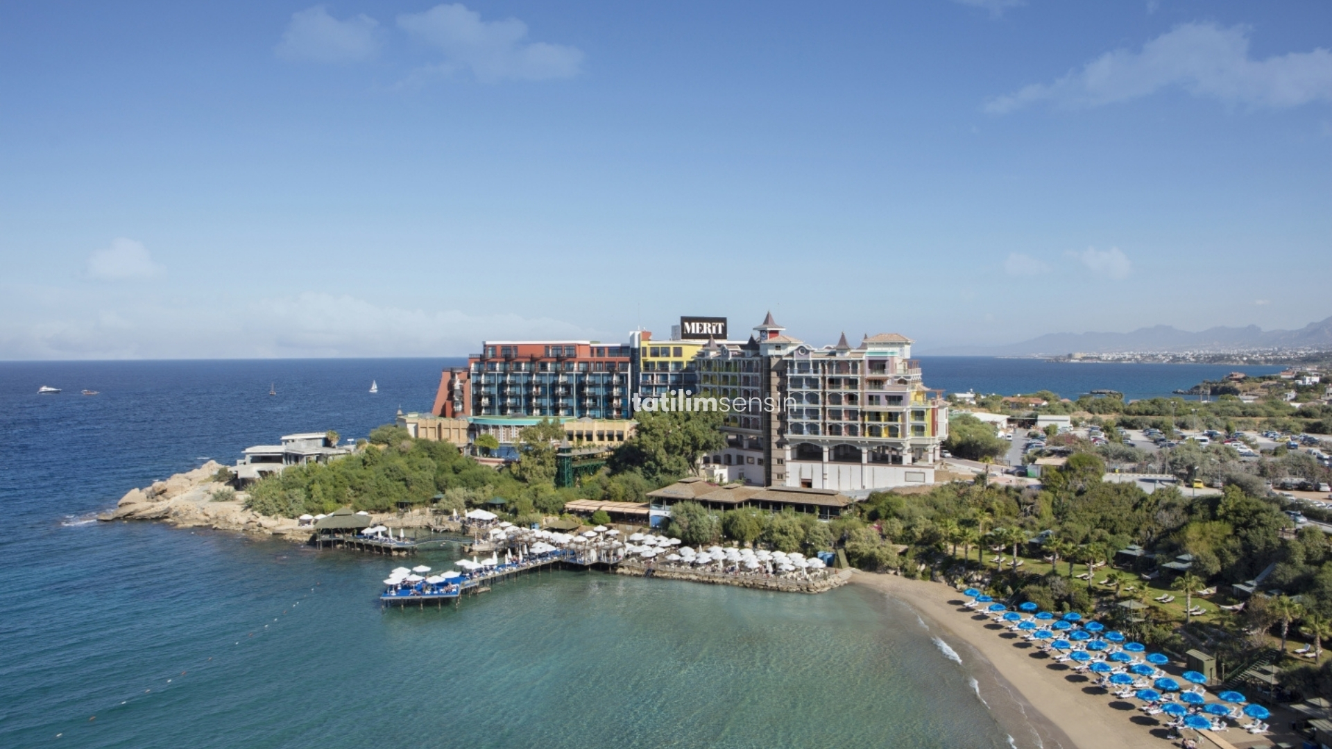 Merit Crystal Cove Hotel - 4