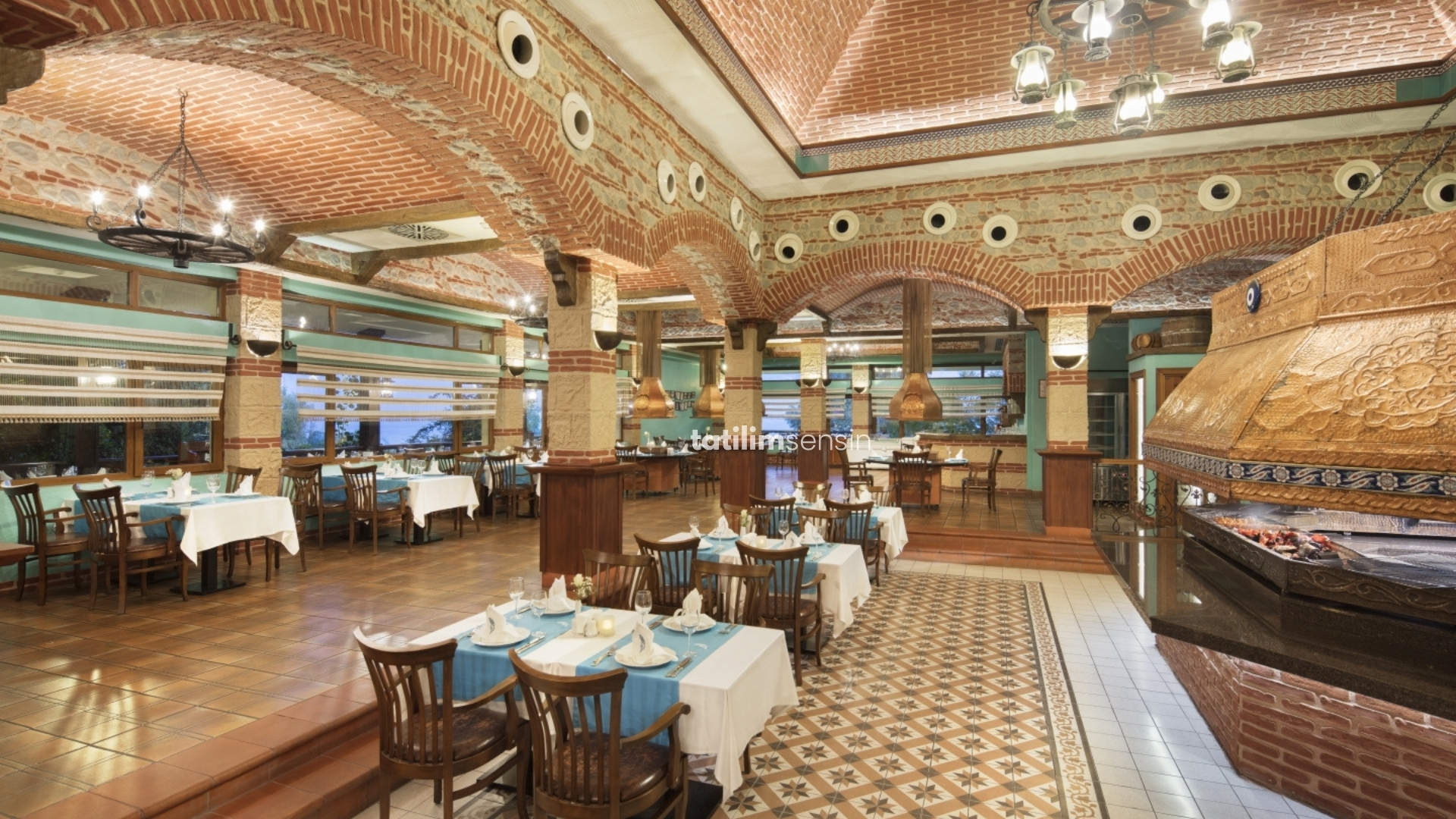 Merit Crystal Cove Hotel - 13