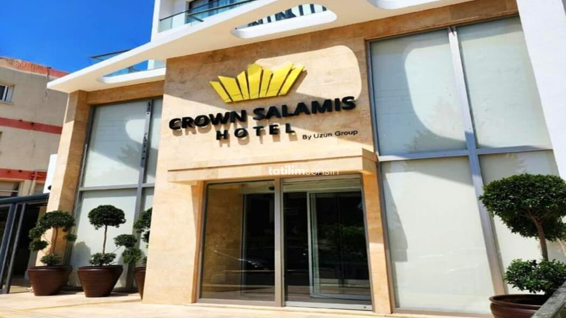 Crown Salamis Hotel - 1