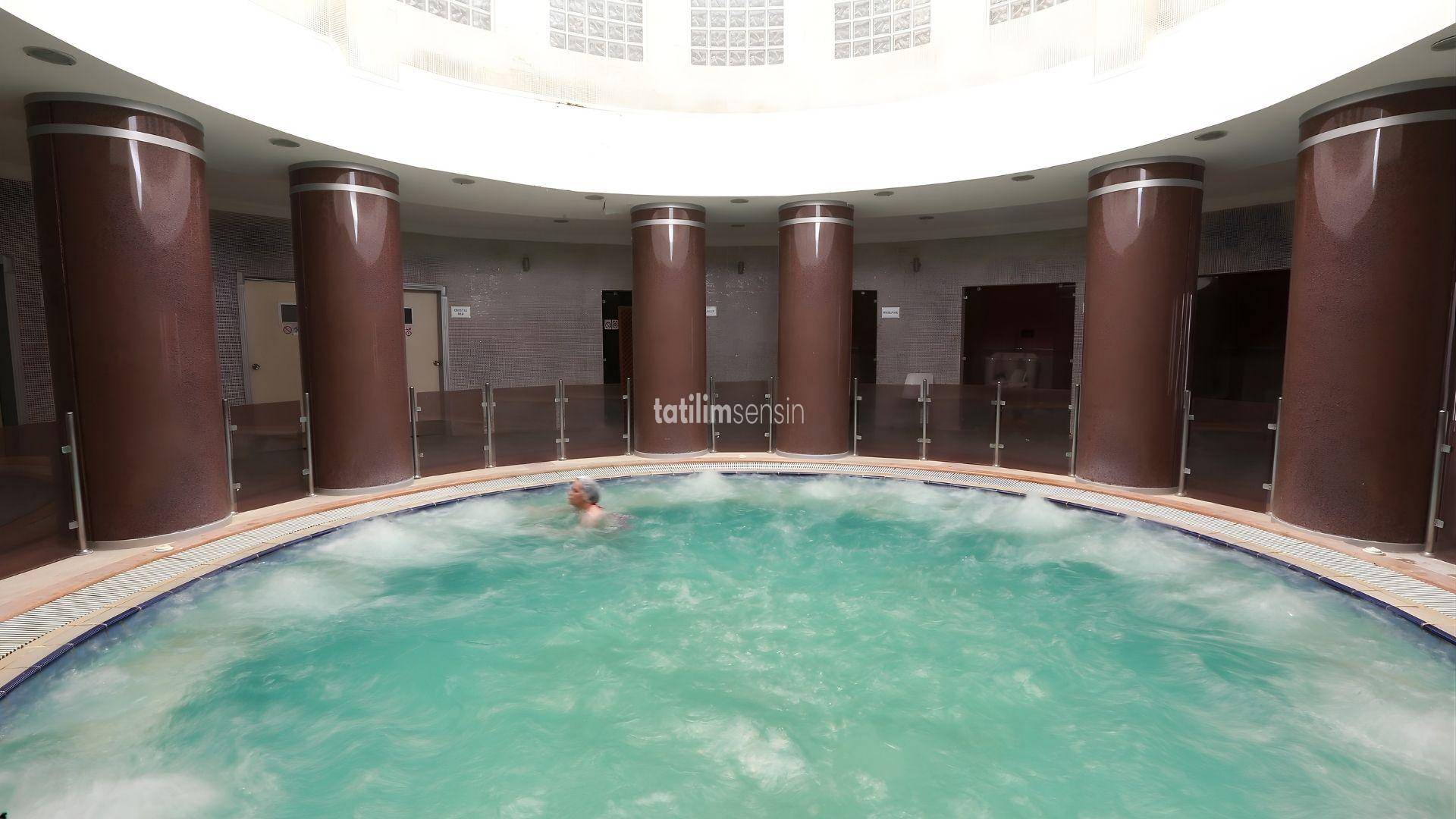 Balçova Termal Otel - 9